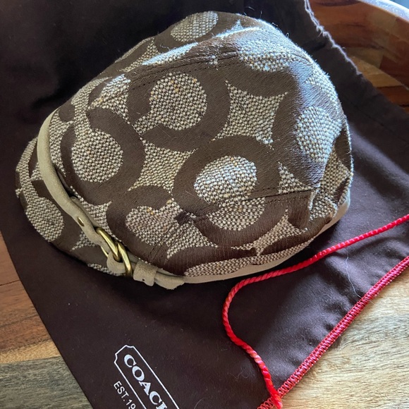 Retro Authentic Coach Hat - Picture 6 of 6